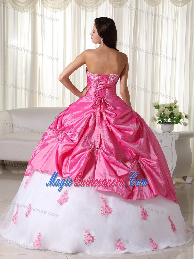 Sweetheart Pink and White Quanceanera Dress with Pick-ups and Appliques