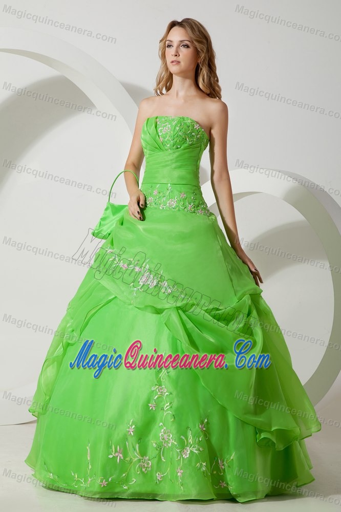 Strapless Green Quanceanera Dress with Asymmetric Layers and Embroidery