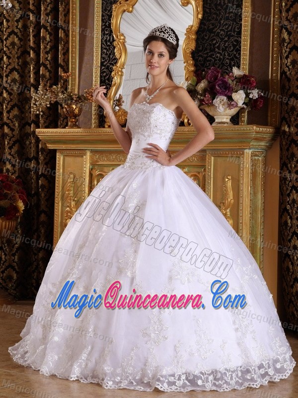 White Quinceanera Dress in floor-length with Appliques and Beading for 2013