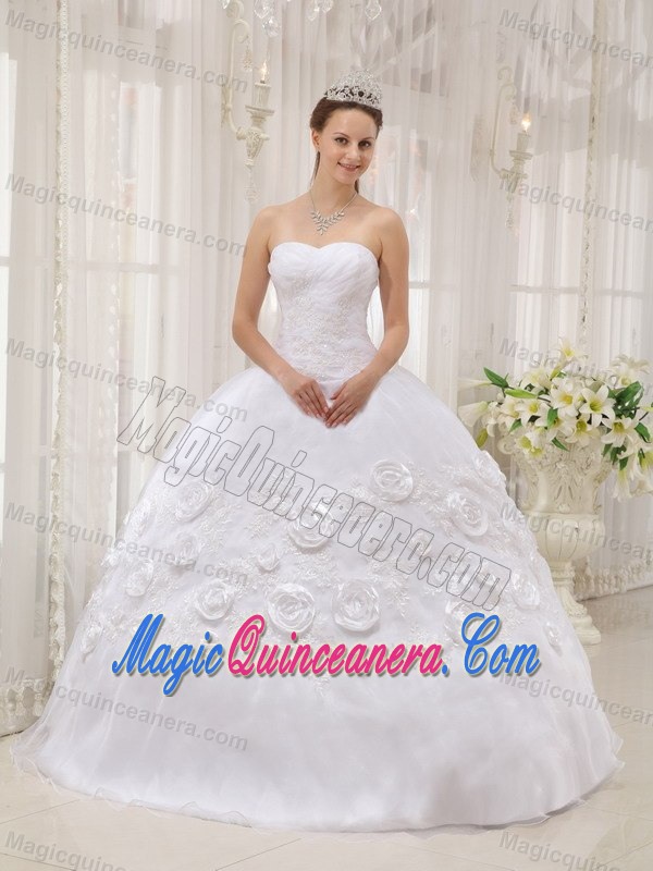White Quinceanera Dress with Sweetheart Neckline and Rolling Flowers