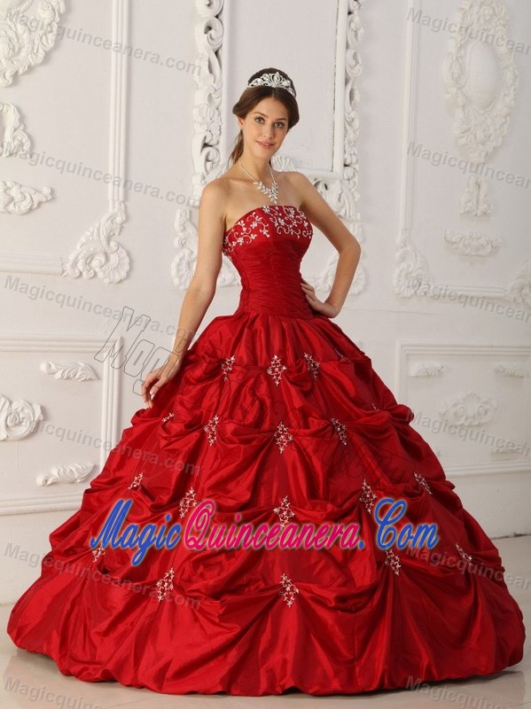 Wine Red Taffeta Quinceanera Dress on Sale with Appliques and Beading