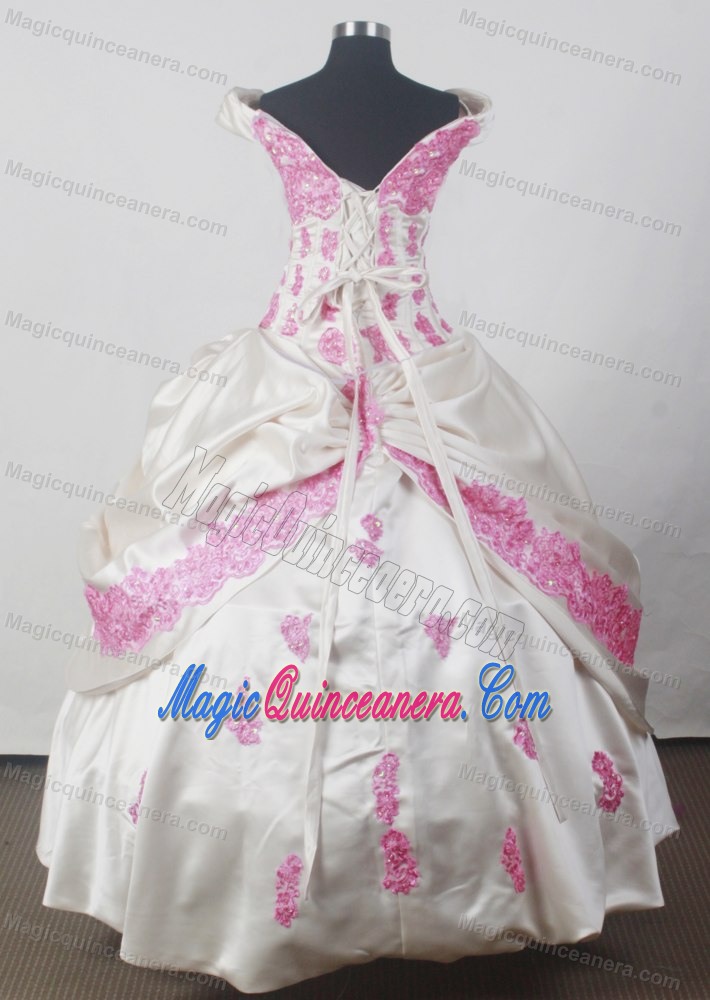 Off The Shoulder Style Little Girl Pageant Dress with Pink Appliques