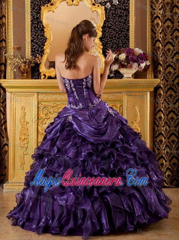 Dark Purple Organza Sweetheart Dresses of 15 with Ruffles Appliques