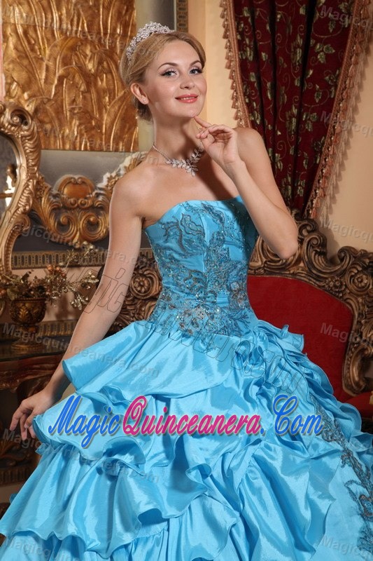 Aqua Blue Strapless Taffeta Quinceanera Dress with Appliques and Ruffles