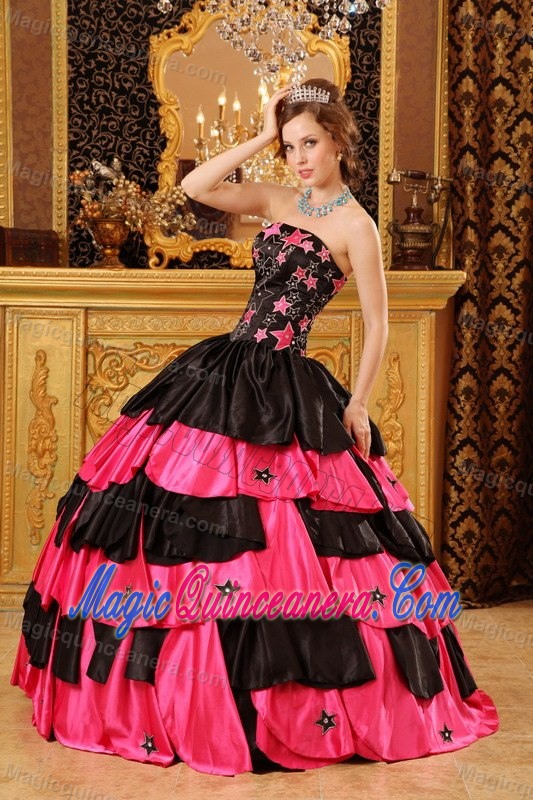 Groovy Black and Red Taffeta Sweet 15 Dresses with Beads and Patterns