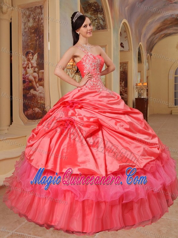 Beautiful Coral Red Ball Gown Quinceanera Gown Dress with Pick-ups