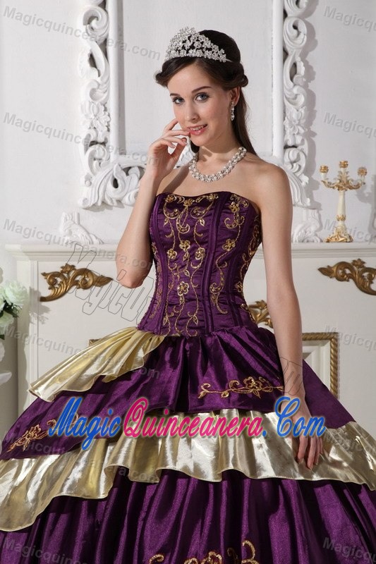 High-Class Purple and Gold Taffeta Embroidery Sweet 16 Dresses on Sale