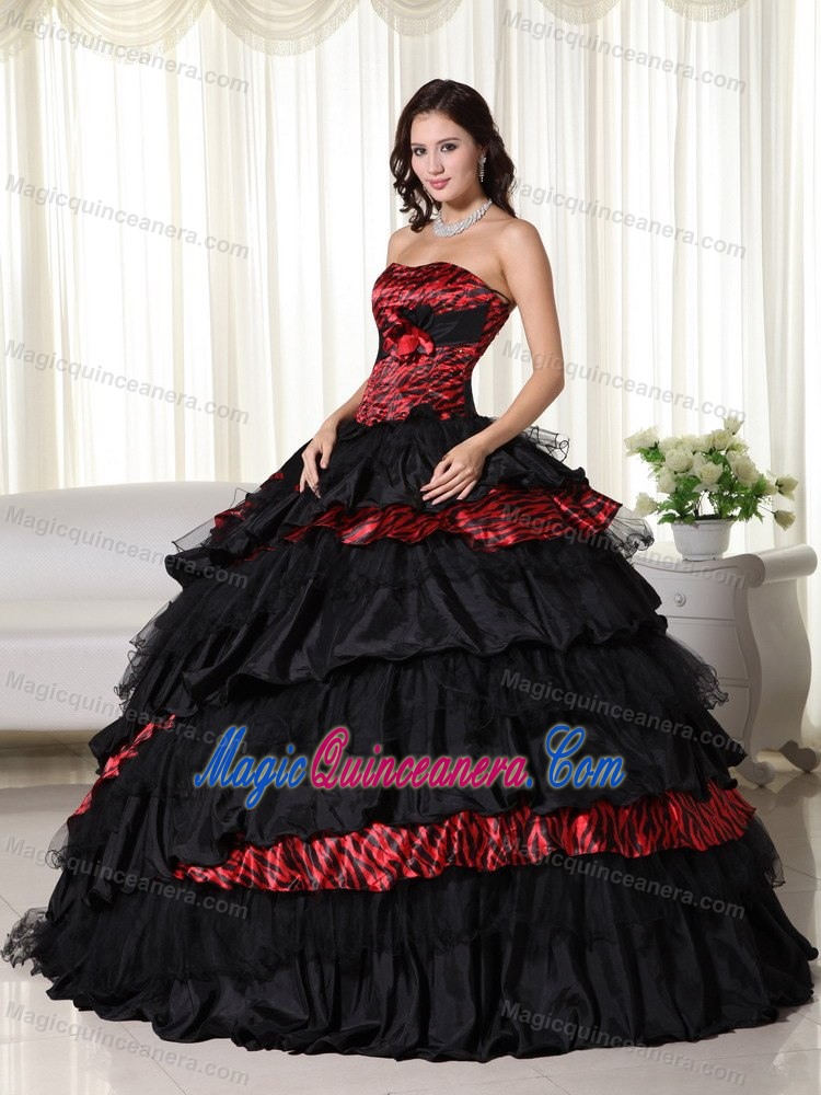 Red and Black Organza Strapless Leopard Sweet 15 Dresses with Ruffles
