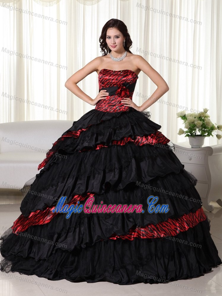 Red and Black Organza Strapless Leopard Sweet 15 Dresses with Ruffles