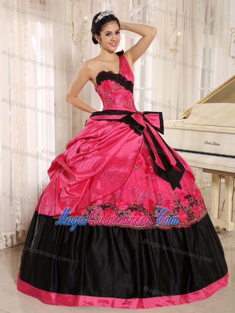 Hot Pink and Black One Shoulder Dresses for a Quince with Bowknot