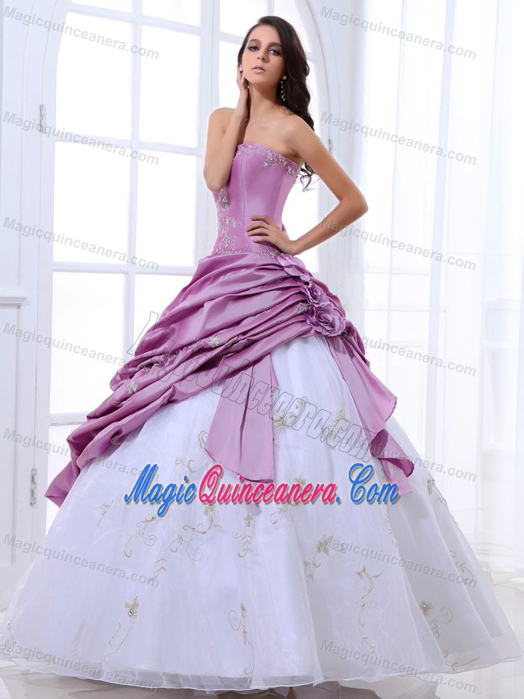 Lavender and White Quinceanera Dresses with Appliques and Pick ups
