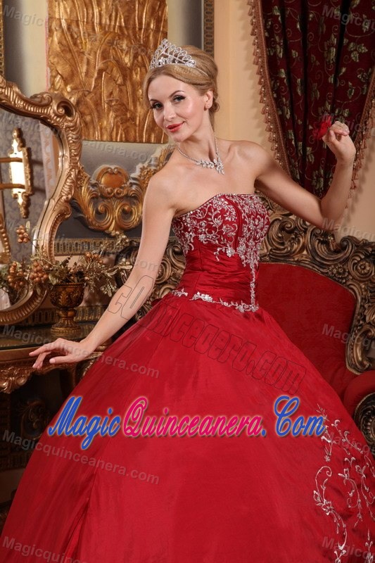 Online Wine Red Strapless Appliqued Dress for Sweet 15 Salama