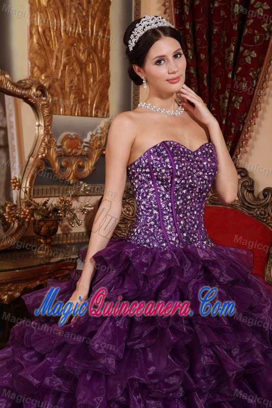 Dashing Sweetheart Beaded Ruffled Purple Sweet 15 Dresses