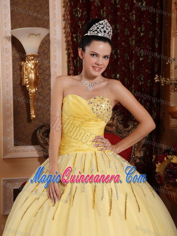 Impressive Paillette Sweetheart Light Yellow Quinceanera Dresses