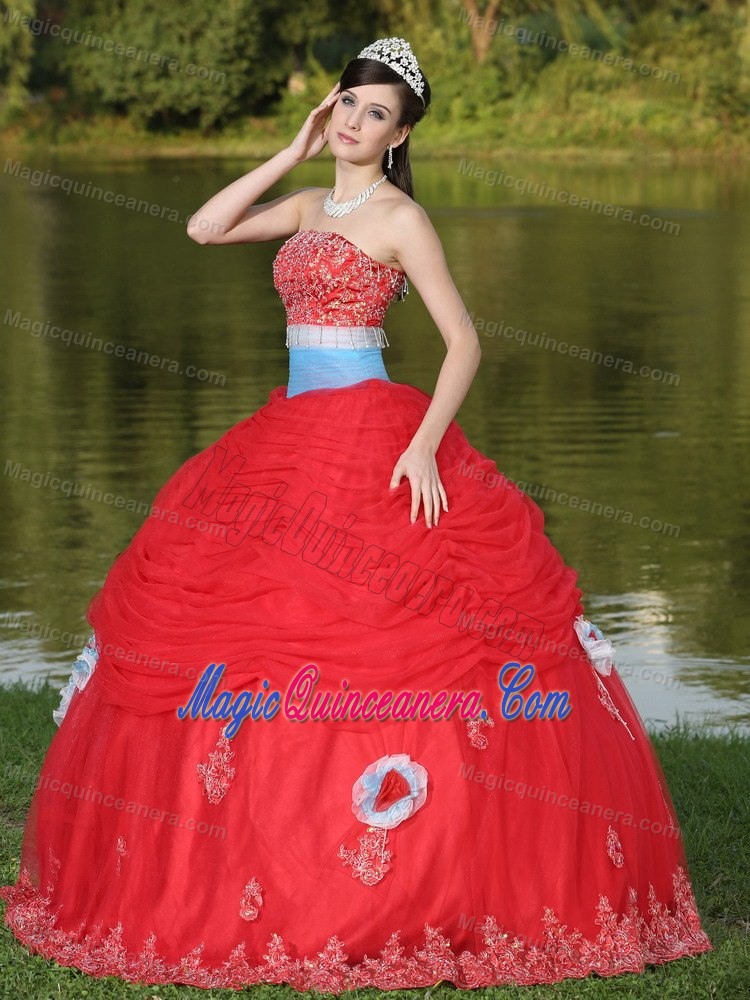 Unique Tulle Appliqued Red Quinceanera Gowns for Wholesale