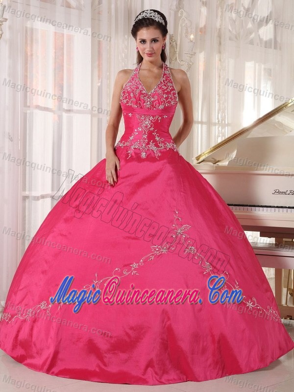 Dressy Red Halter Ball Gown Appliqued Dresses for Sweet 15