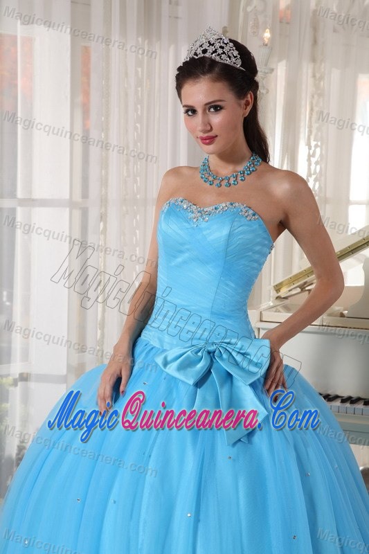 2013 Modest Ball Gown Aqua Blue Sweet 15 Dress with Bowknot
