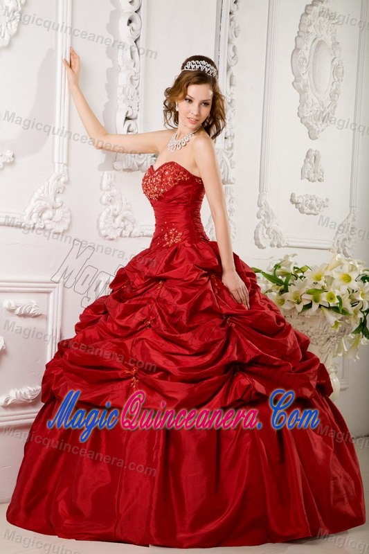 Affordable Red Pick Ups Appliqued Quinceanera Dresses online