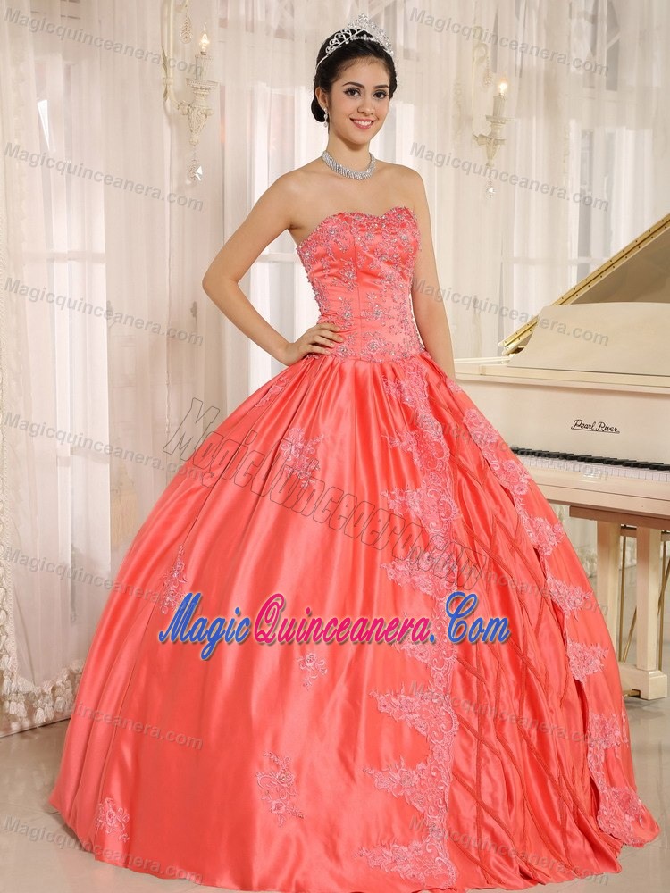 Watermelon Red Sweetheart Taffeta Quinceanera Gown with Appliques