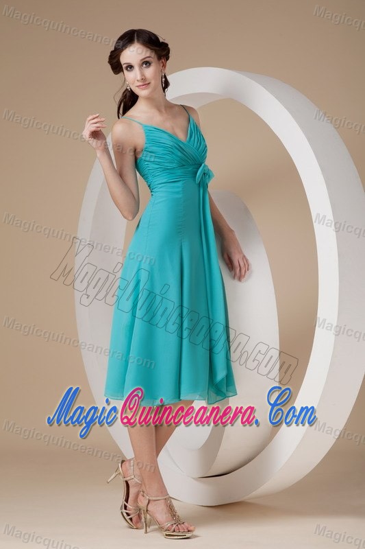 Turquoise Spaghetti Straps Knee-length Dama Dress in Backnang Germany