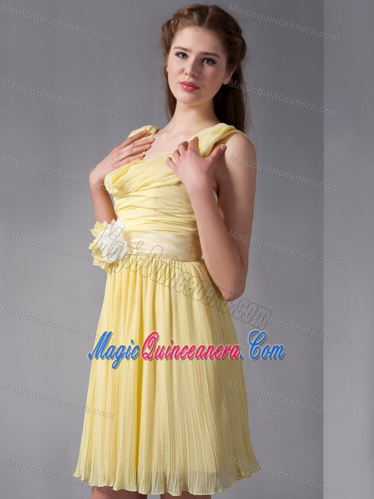 Yellow Straps Empire Mine-length with Flowers Dama Dress in Cambridge