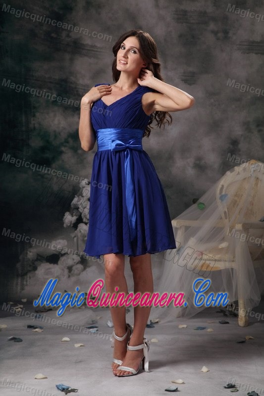 Blue V-neck Mini-length Chiffon Dama Quinceanera Dresses in Dunedin