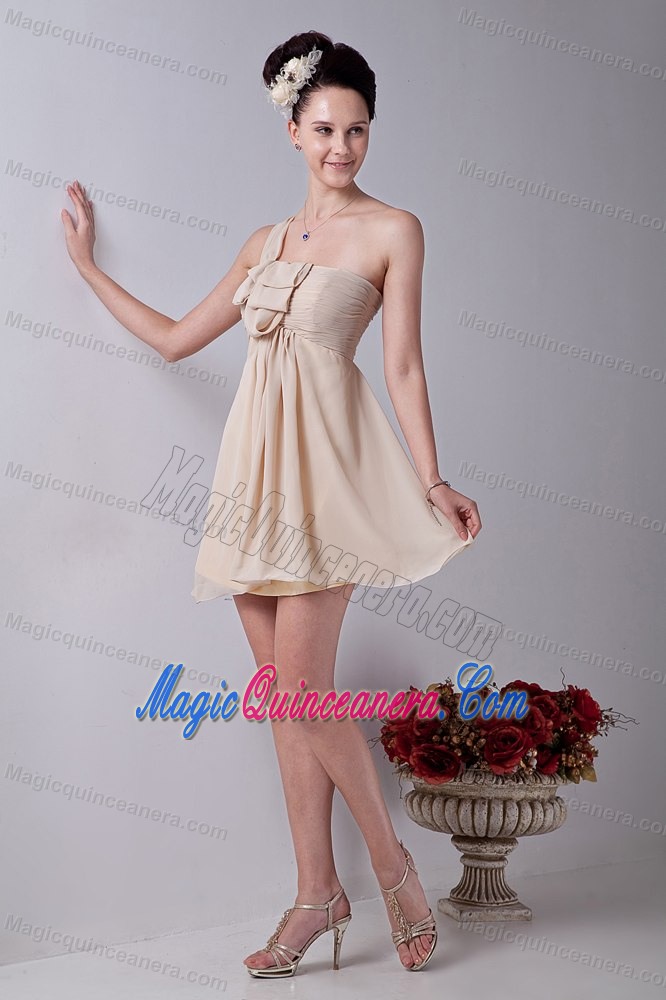 Champagne One Shoulder Mini Length Dama Dress for Quinceaneras