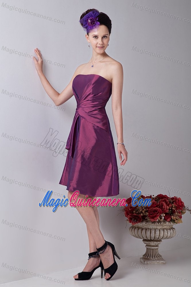 Purple Strapless Taffeta Dama Quinceanera Dresses in Purple Color