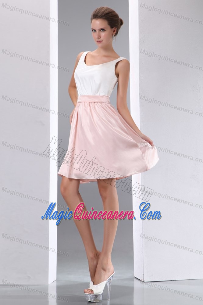 White and Pink Scoop Mini Length 15 Dresses for Damas of Sleeveless