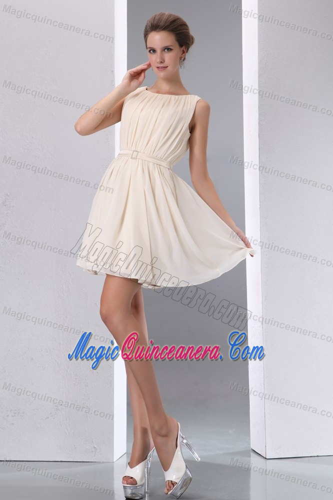 Ruched Champagne Scoop Chiffon Dama Quinceanera Dresses with Belt
