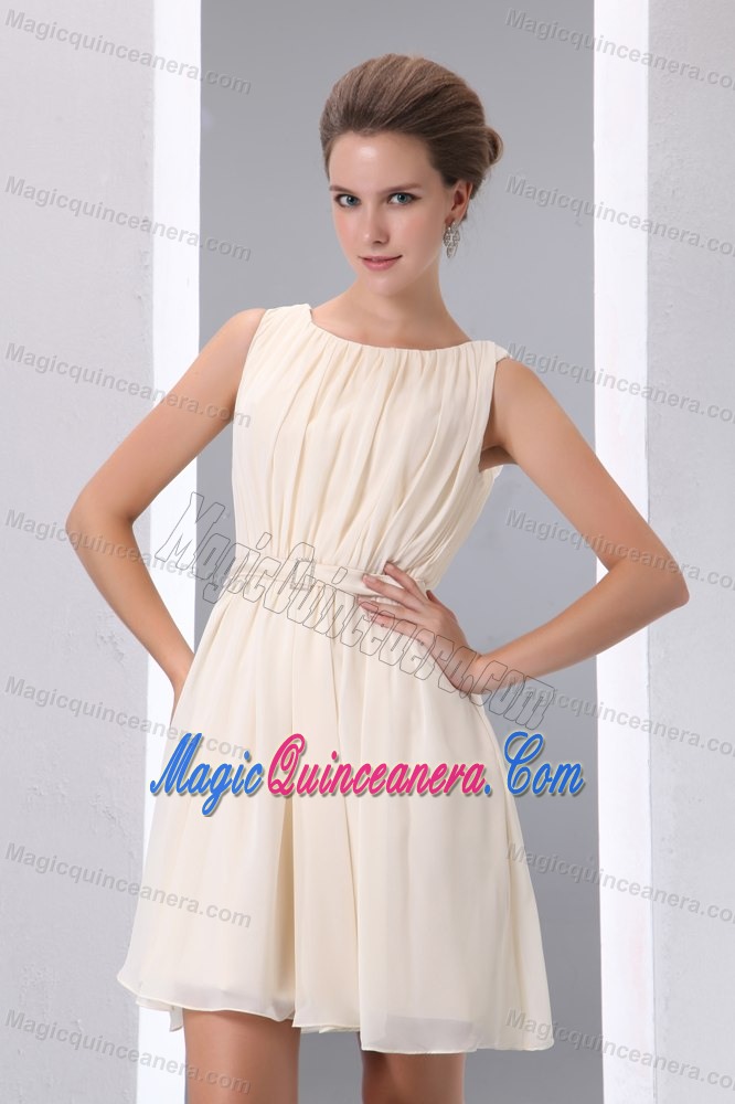Ruched Champagne Scoop Chiffon Dama Quinceanera Dresses with Belt