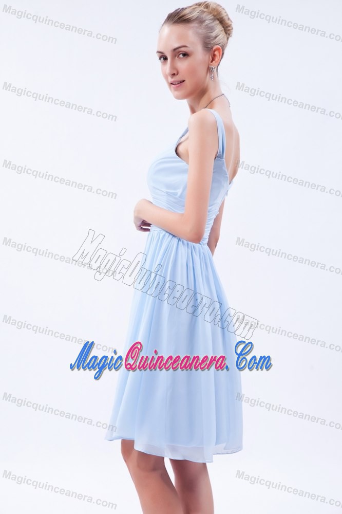 Ruched Light Blue Chiffon Quinceanera Dama Dresses with Straps
