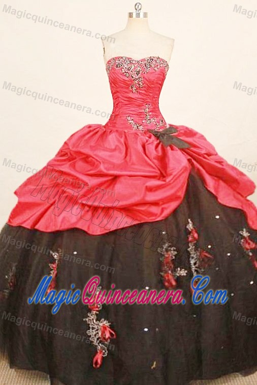 Taffeta Black and Red sweetheart Appliques Quince Dresses