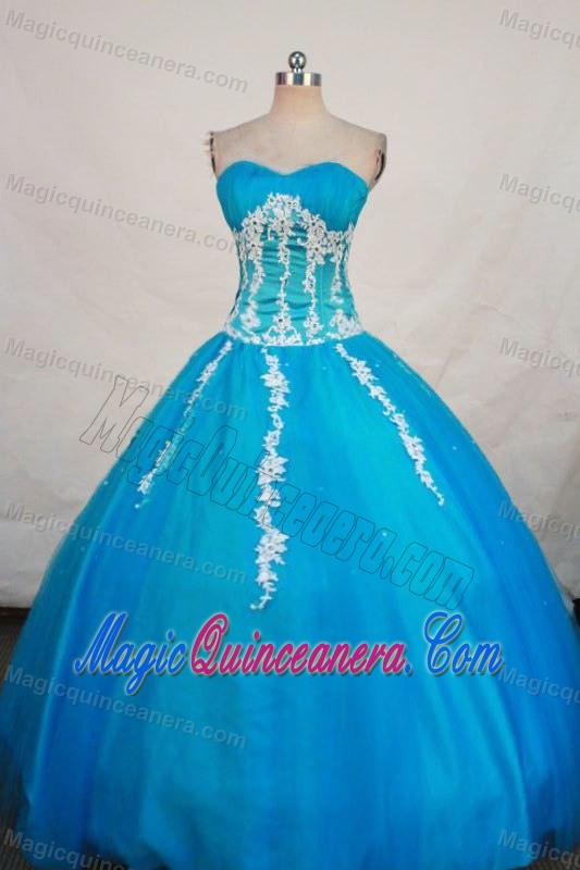 Sweetheart Blue Dresses For a Quince with Appliques 2014