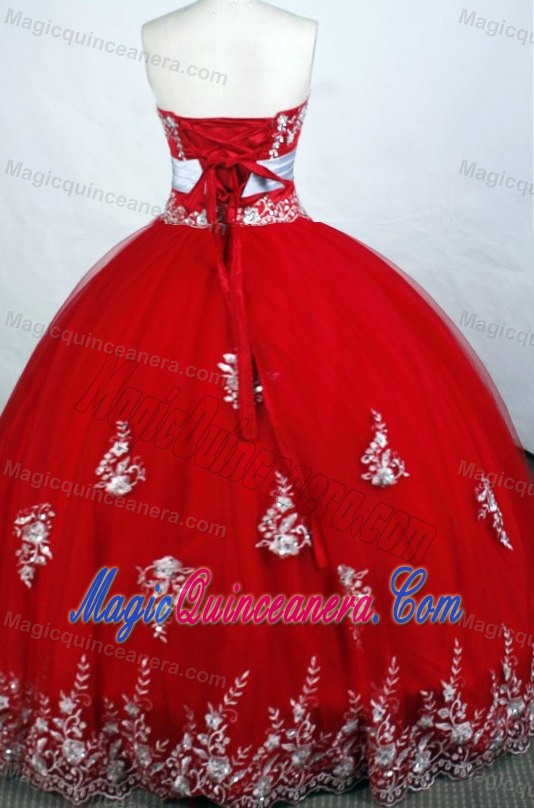Embroidery Red Beading 2014 Quinceanera Dresses with White Belt