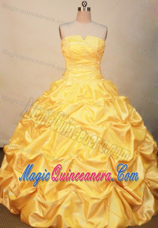Discount 2013 Yellow Beading Quinceanera Dress for Military Ball