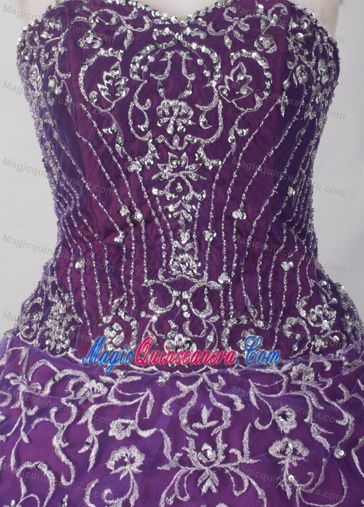 Purple Ball Gown Strapless Beaded Quinceanera Dresses in Melton