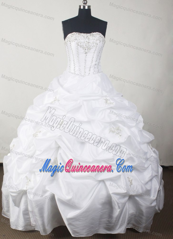 Pick-ups White Beaded Quinceanera Gown Dresses wit Brush Train