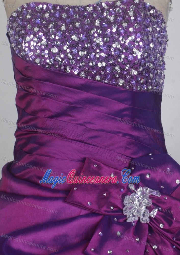 Beaded Strapless Purple Sweet 16 Quinceanera Dresses with Bowknot