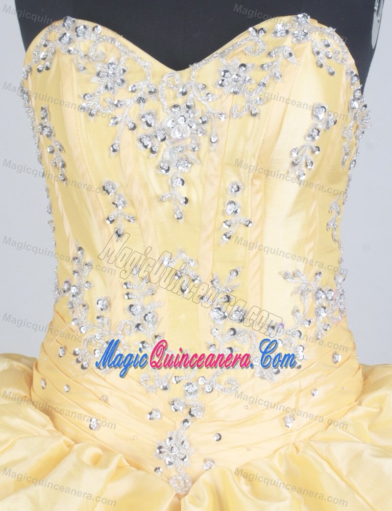 Embroidery Beaded Champagne Quinceanera Dresses with Pick-ups