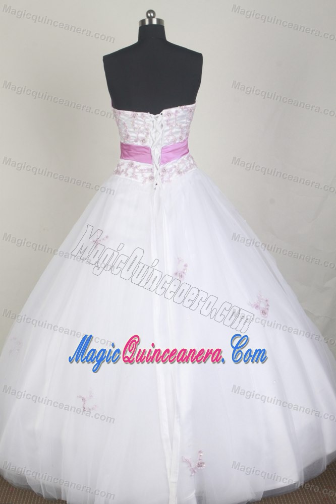 Appliques Sweetheart White Bundaberg Sweet 16 Dress for Quinceanera