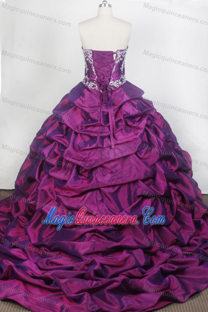 Appliques Purple Sweetheart Quinceanera Dresses with Brush Train