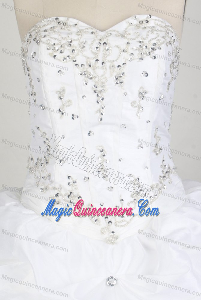 Beading Pick-ups White Sweetheart Sweet 16 Dresses For Quinceanera