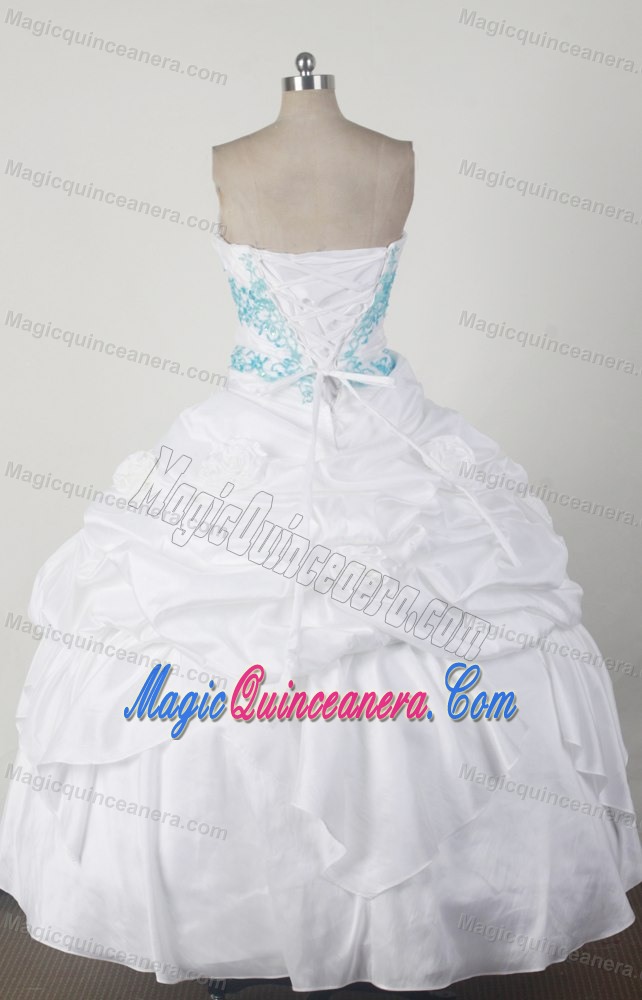 Discount White Strapless Beading Quincenera Dresses in Cajamarca