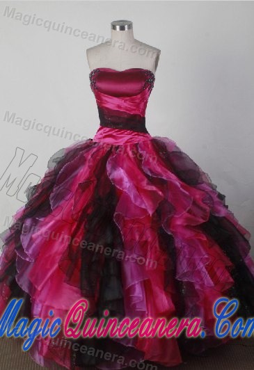 Colorful Ruffles Ball Gown Strapless Dress For Quinceanera in Paita