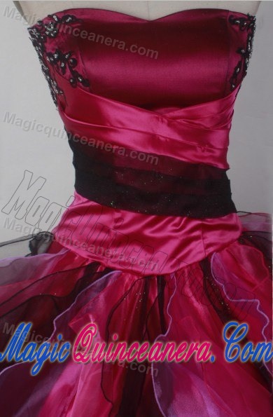 Colorful Ruffles Ball Gown Strapless Dress For Quinceanera in Paita