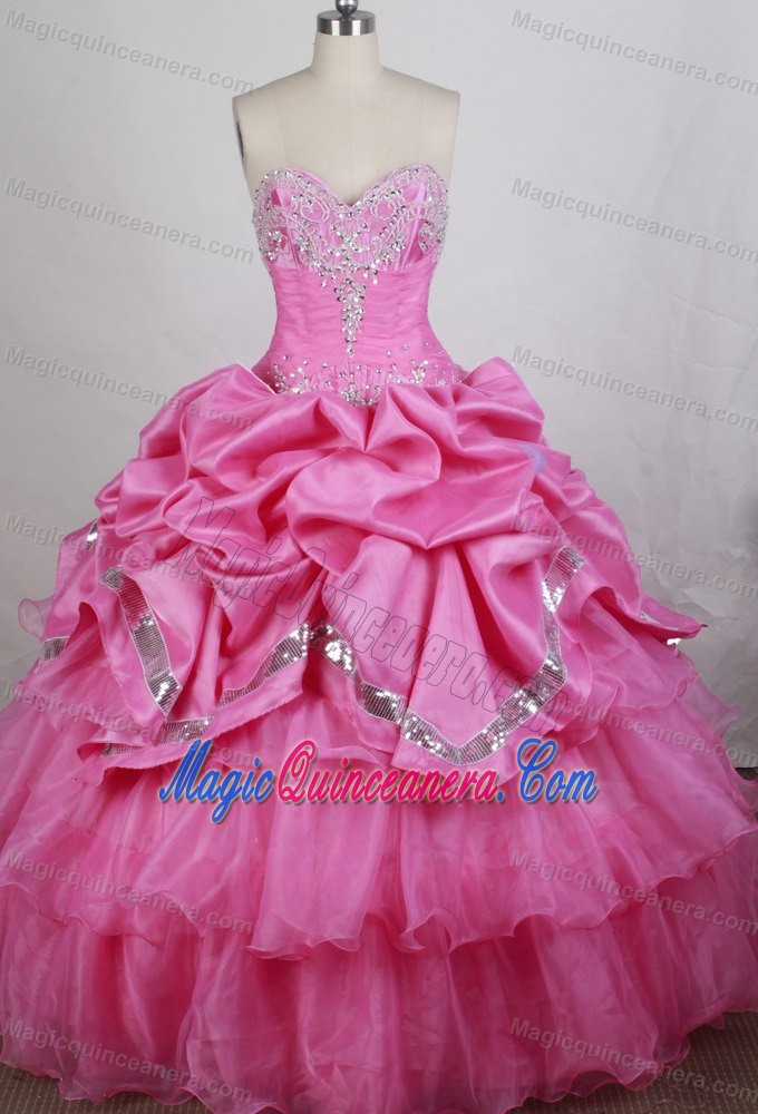 Appliques and Beading Sweetheart Sequin Pink Dresses For 15