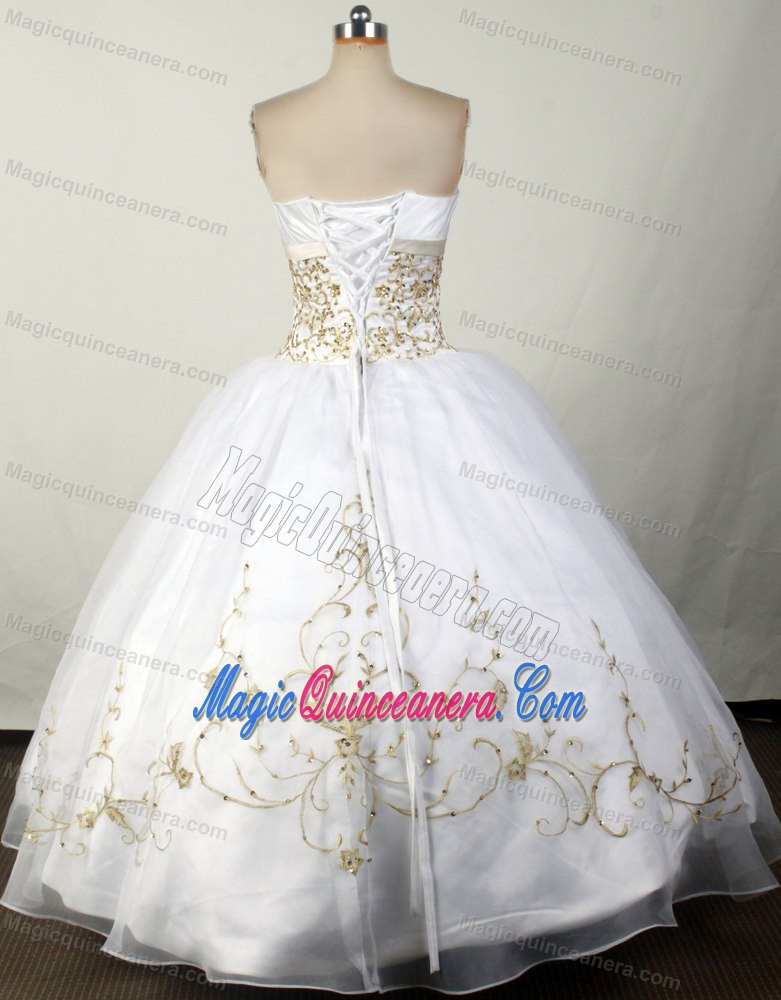 White Strapless Appliques and Beading Quinceanera Dresses Gowns