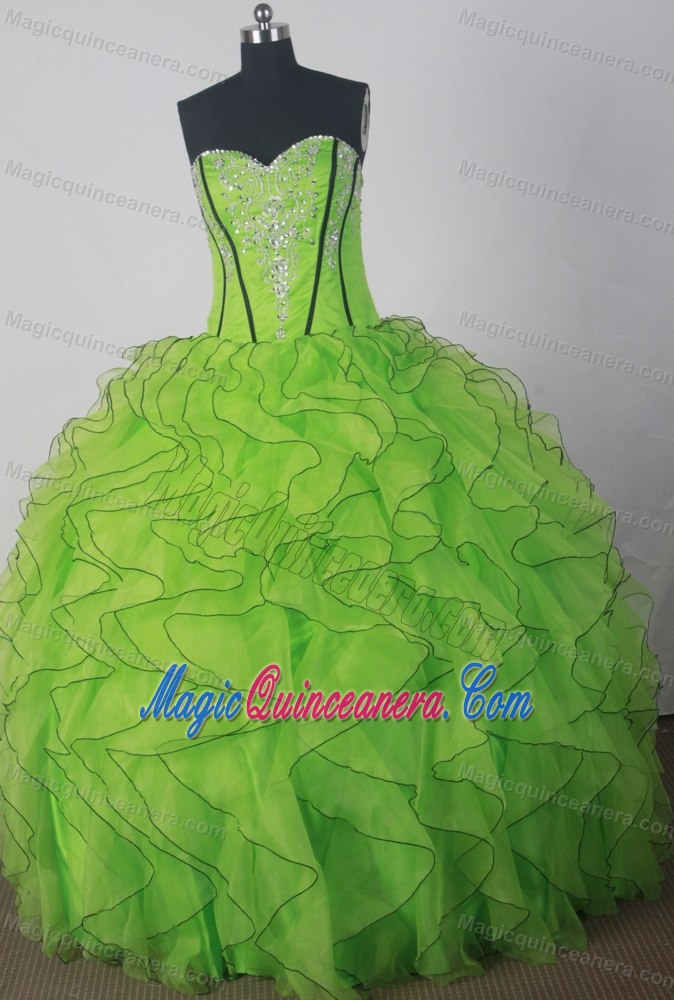 Sweetheart Beading Ruffled Spring Green Quinceanera Gowns