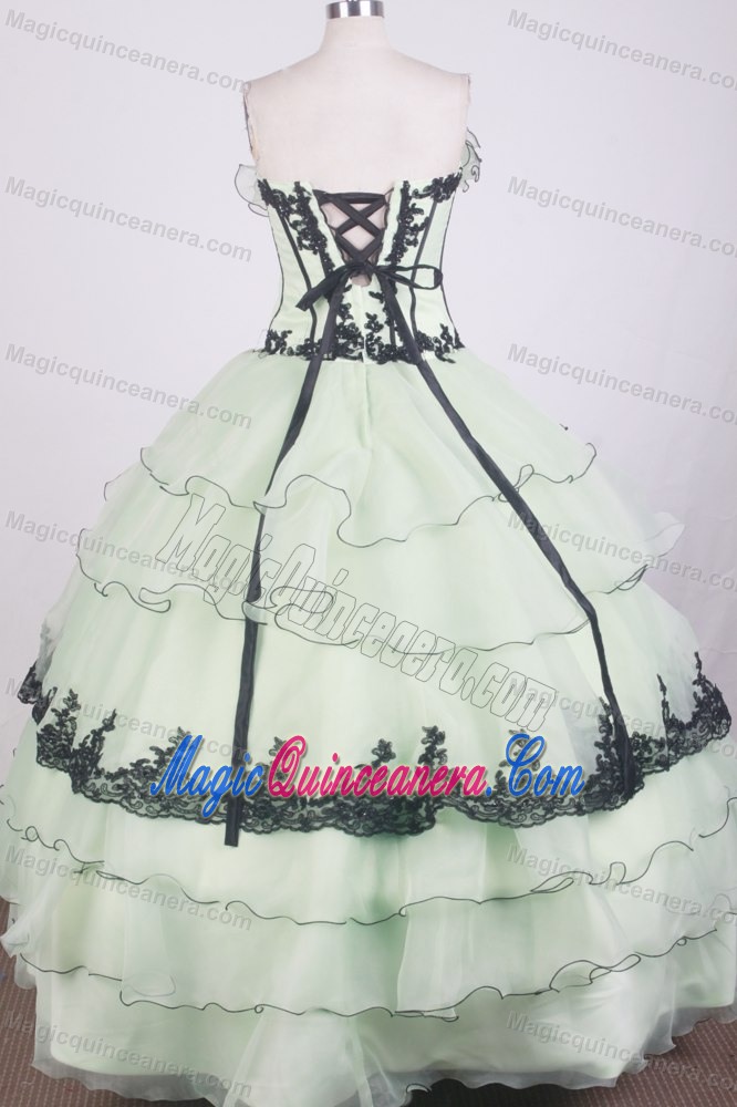 Ruffled Strapless Apple Green Quinceanera Dress with Layers and Appliques